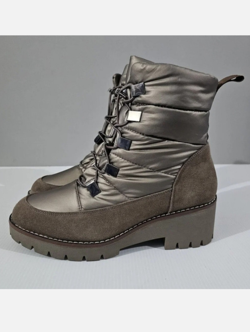 Blondo Daylor Puffy Ankle Boot 9.5 Taupe Nylon Suede Waterproof Lug Sole NEW